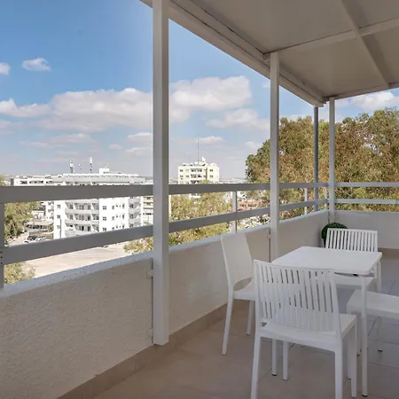 Daire Phaedrus Living Harbour Heights Larnaca