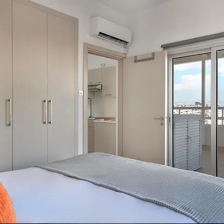 Phaedrus Living Harbour Heights Daire *