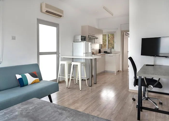 Phaedrus Living Harbour Heights Apartamento *